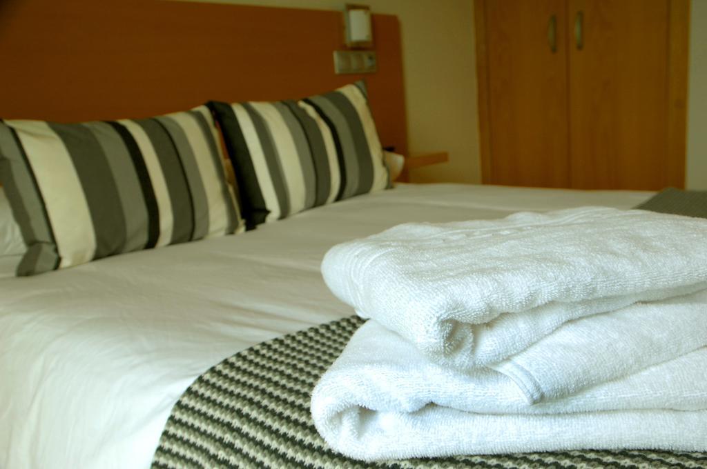 Hotel Txintxua Hernani Δωμάτιο φωτογραφία