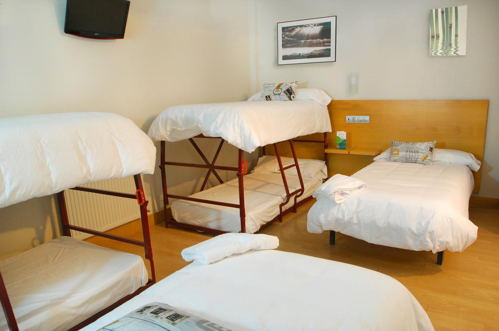 Hotel Txintxua Hernani Δωμάτιο φωτογραφία